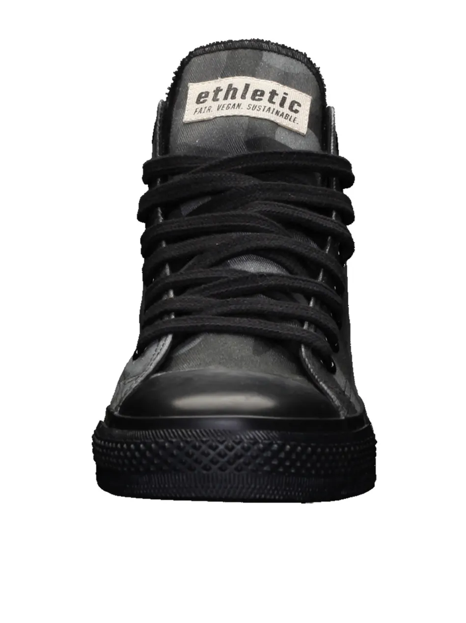 Unisex Canvas Sneaker